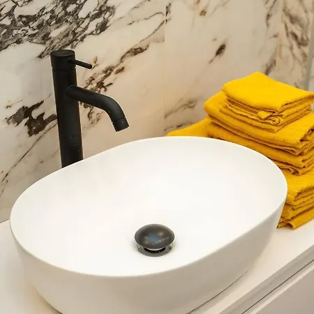 Appartamento Esclusivo Con 2 Da Letto Milano