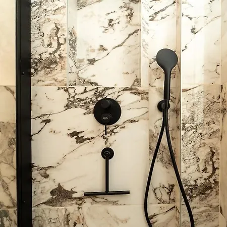 Daire Esclusivo Con 2 Da Letto