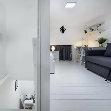 Three-suite With Free Netflix And Fast Wifi Appartement