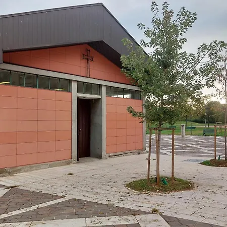 15 Minuti Di Metro Dal Duomo, Therussianflower Sede Rogoredo Daire Milano