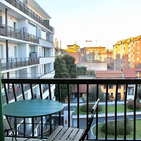 Apartamento 15 Minuti Dal Duomo- Metro-design