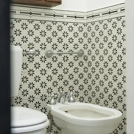 La Corte Di Emily Ap. 2 招待所 米兰