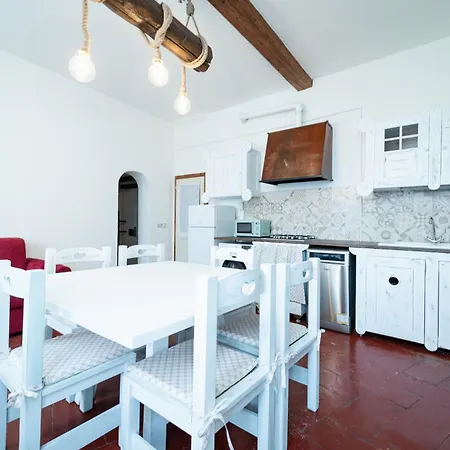 Apartment La Corte Di Emily Ap. 1 *