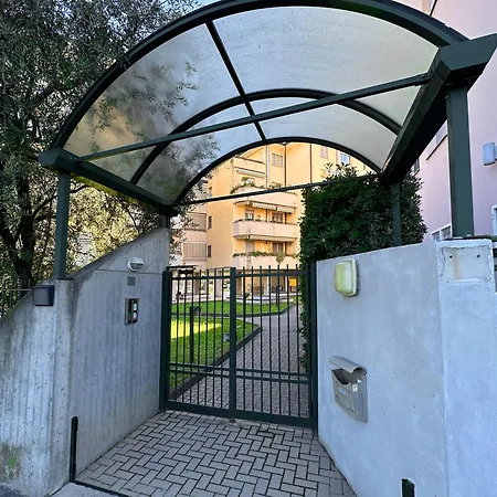 Splendido Quadrilocale Vicino Metro Istria Apartmán