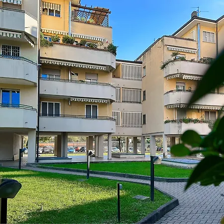 Apartmán Splendido Quadrilocale Vicino Metro Istria