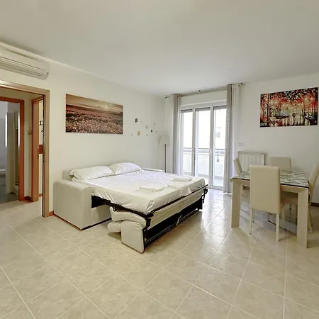Splendido Quadrilocale Vicino Metro Istria Apartmán