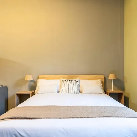 Flexyrent - Steps From Train Station