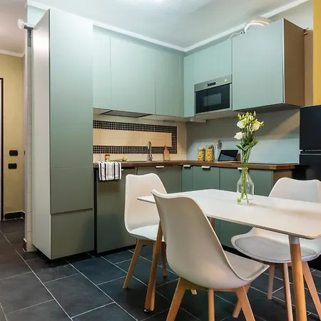 Flexyrent - Steps From Train Station Appartement *