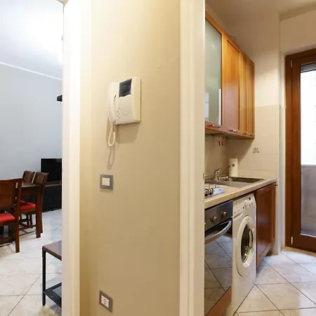 Contempora - Bilocale Casella11 * מילאנו