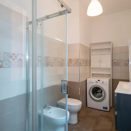 Raffinato Ed Elegante Bilocale - Lorenteggio Metropolitana M4 Apartment
