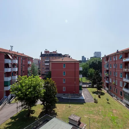 Raffinato Ed Elegante Bilocale - Lorenteggio Metropolitana M4