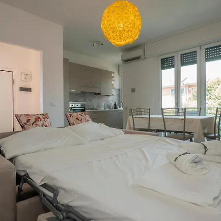 Apartment Raffinato Ed Elegante Bilocale - Lorenteggio Metropolitana M4