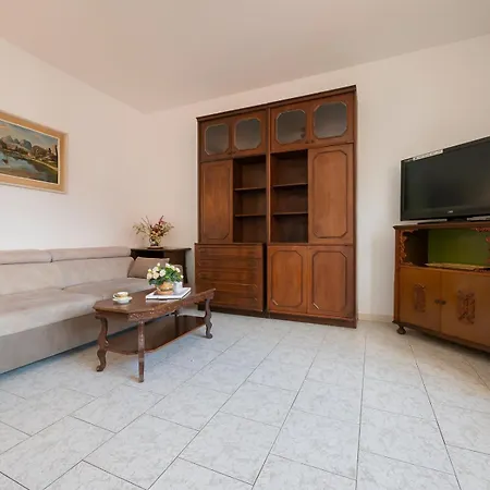 Apartament Ampio E Luminoso Appartamento, Posto Auto Gratuito - Quarenghi *