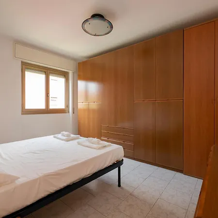 Ampio E Luminoso Appartamento, Posto Auto Gratuito - Quarenghi Apartament Mediolan