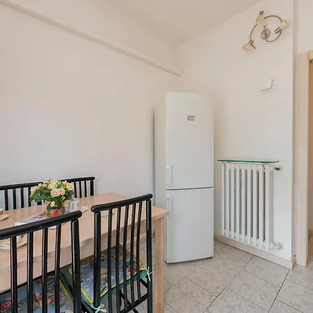 Ampio E Luminoso Appartamento, Posto Auto Gratuito - Quarenghi * Mediolan