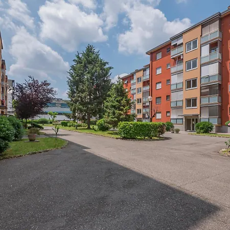 Apartmán Ampio E Luminoso Appartamento, Posto Auto Gratuito - Quarenghi Milán