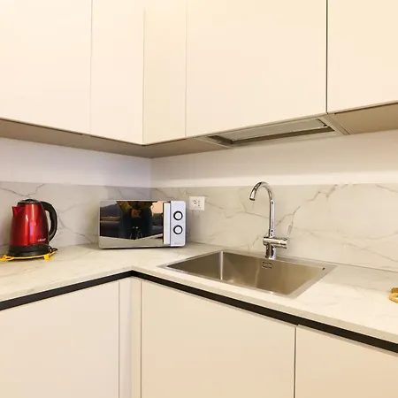 شقة Primopiano - Astolfo 14 ميلان