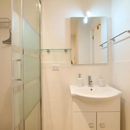 Apartment Primopiano - Astolfo 14
