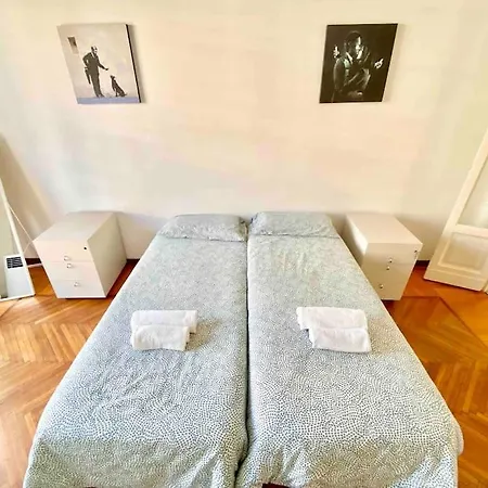 In Centro10 Minuti Dal Duomo Daire