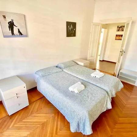 In Centro10 Minuti Dal Duomo Daire Milano