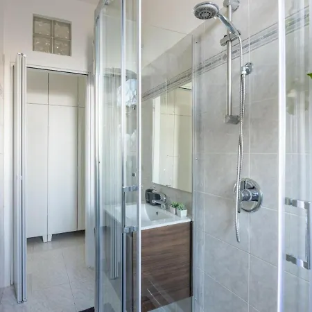 City Life - Fiera Strategic Flat - A/c & Wi-fi * Milan