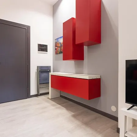 Apartment Temporaryflat San Babila Milan
