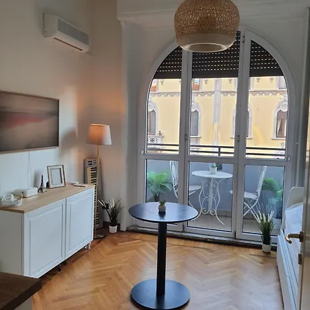 Apartamento Elegante Monolocale - Pecchio 1930 Milán