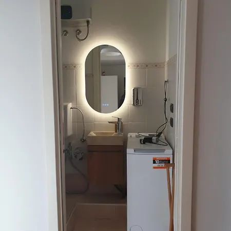 Apartamento Elegante Monolocale - Pecchio 1930 Milão