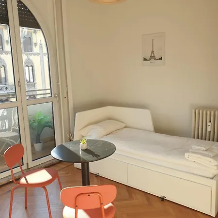 Elegante Monolocale - Pecchio 1930 *