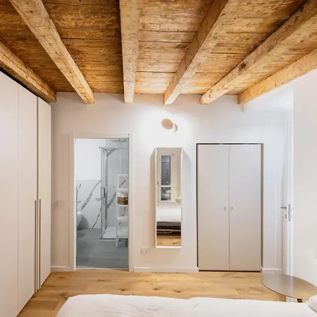 Easylife - Esclusivo Con Terrazzo A P.ta Venezia 밀라노