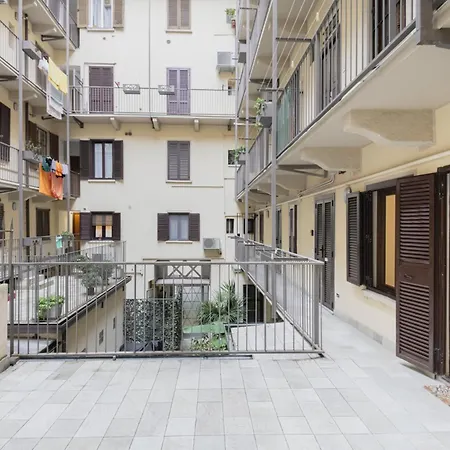 Easylife - - Castaldi 26 P1d - Porta Venezia Appartamento