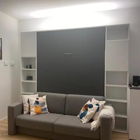 アパート Emotichome 8 E 9 Flexyrent Studio ミラノ