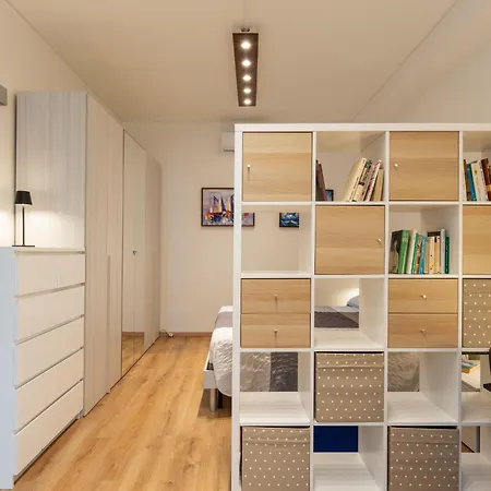 Contarini By Interhome ミラノ