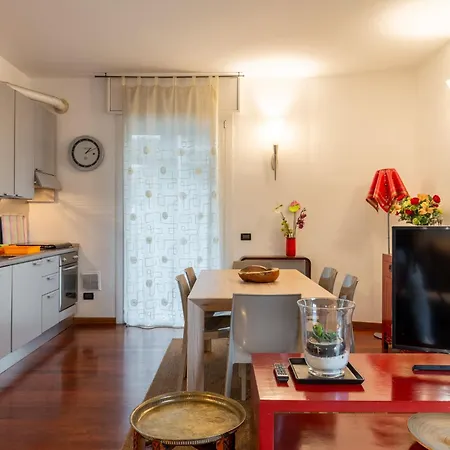 Apartamento Isola Delle Abbadesse By Interhome