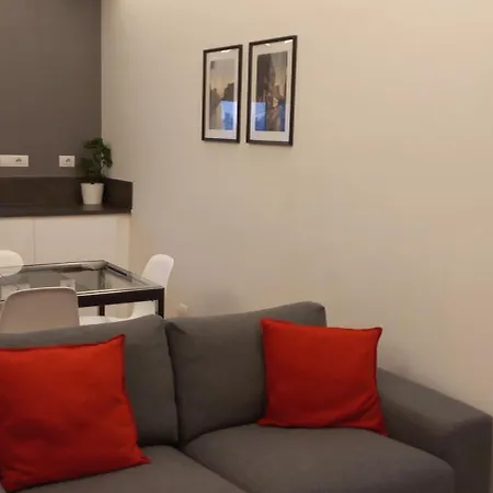 Casamia Tra Navigli E Universita-free Parking アパート ミラノ
