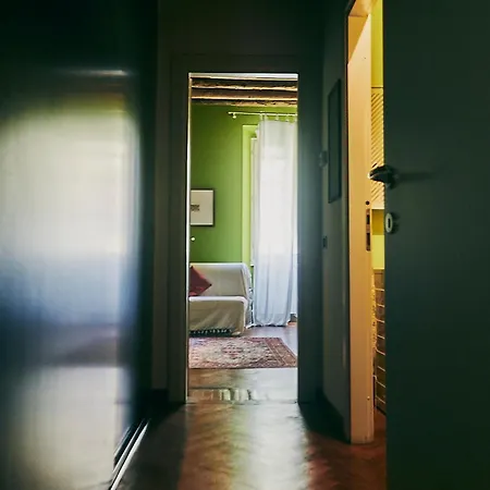 Lovelyloft - Alzaia Naviglio Apartamento Milão