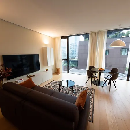 Vollihome * Милан