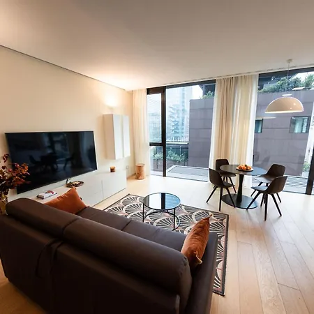 Vollihome * Милан