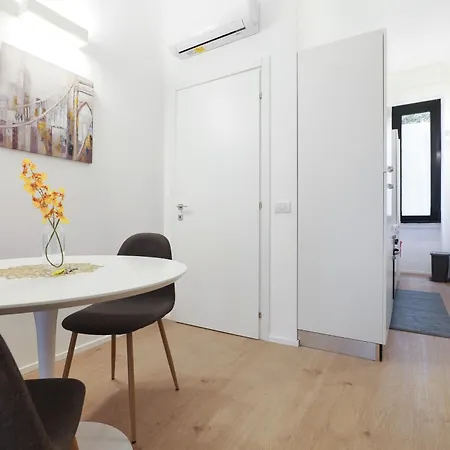 Primopiano - Aragona Flats * Milan