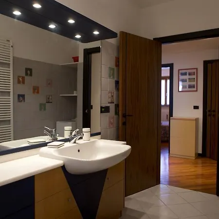 Savona District Apartment Milan