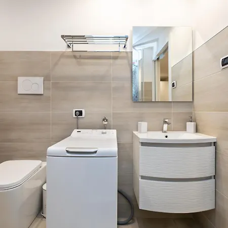 Magnoliaapartments - 5 Nirone Center