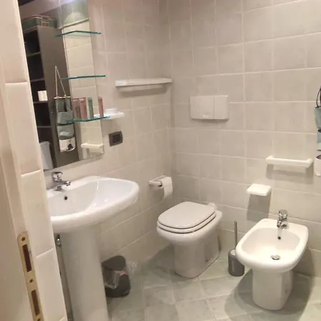 La Casa Di Amy - Loft Con Garage Privato *