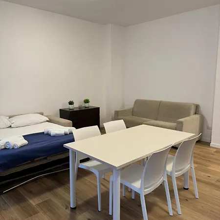 Apartment 15min Metro Duomo - Rho Fiera - Skyscraper Kitchen