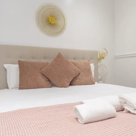 ゲストハウス Leia Hospitality 3*