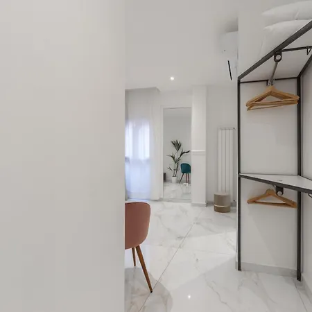 בית הארחה Leia Hospitality 4*