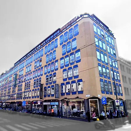 Ξενοδοχείο Vitruvio 3*