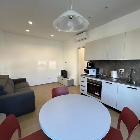 Apartman Imhome - Abruzzi Milánó