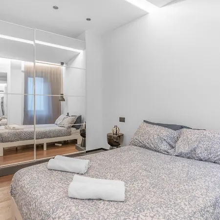 Arq14 - Duomo-loreto - Romantic *