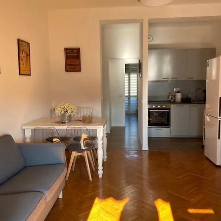 Daniela's Spazioso Ai Navigli *