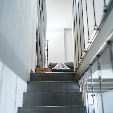 Luxavocadoloft Duomo 10m * Milan